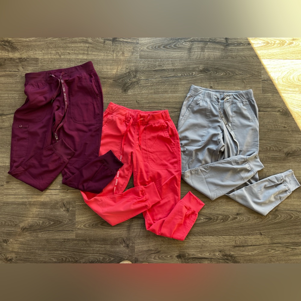 Med Couture scrub jogger bundle